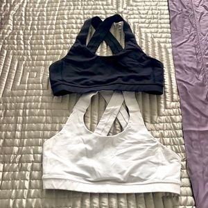 Lululemon sports bras